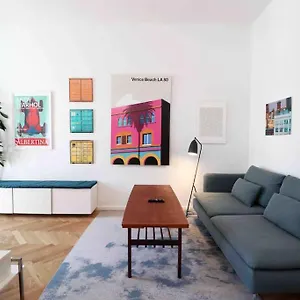 Smart Mit Balkon Am Augarten Park Naehe Zentrum Apartment Wien