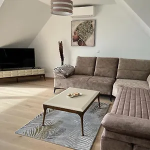 New Design Penthouse And Apartment Wien