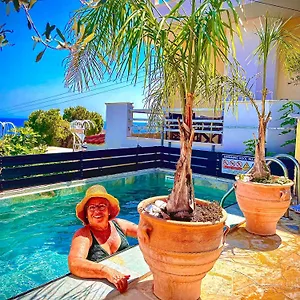 https://odysseas-luxury-villa-spa.kefaloniahotels.net