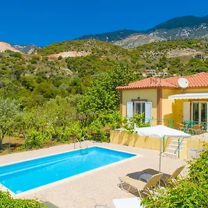 https://villa-russa-alekos.kefaloniahotels.net